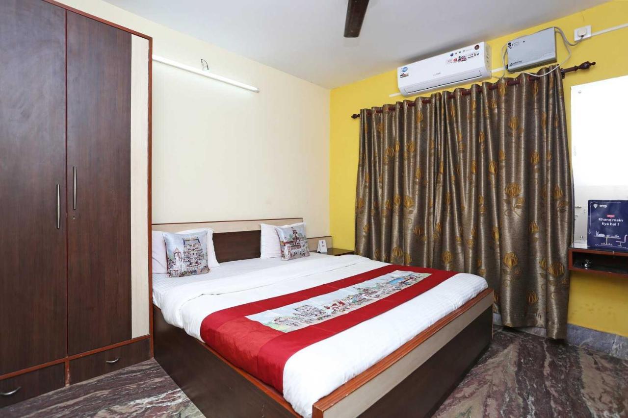 Oyo Royal Ruby Enclave Hotel Puri Buitenkant foto